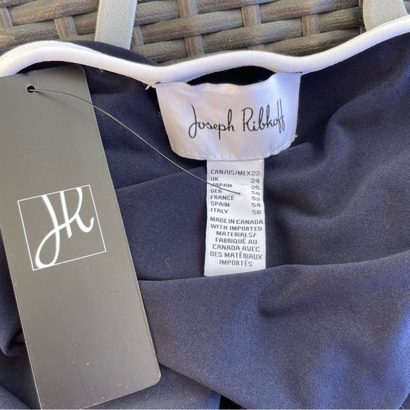 Joseph Ribkoff Trim Detail Flowy Sleeve Top Size 22 (NWT) - Picture 8 of 9